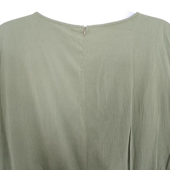 NWT Bloomchic V-Neck Jumpsuit Size 26 - Picture 7 of 9